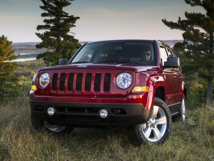  Jeep Patriot 2010 года  (фото 2 из 24)